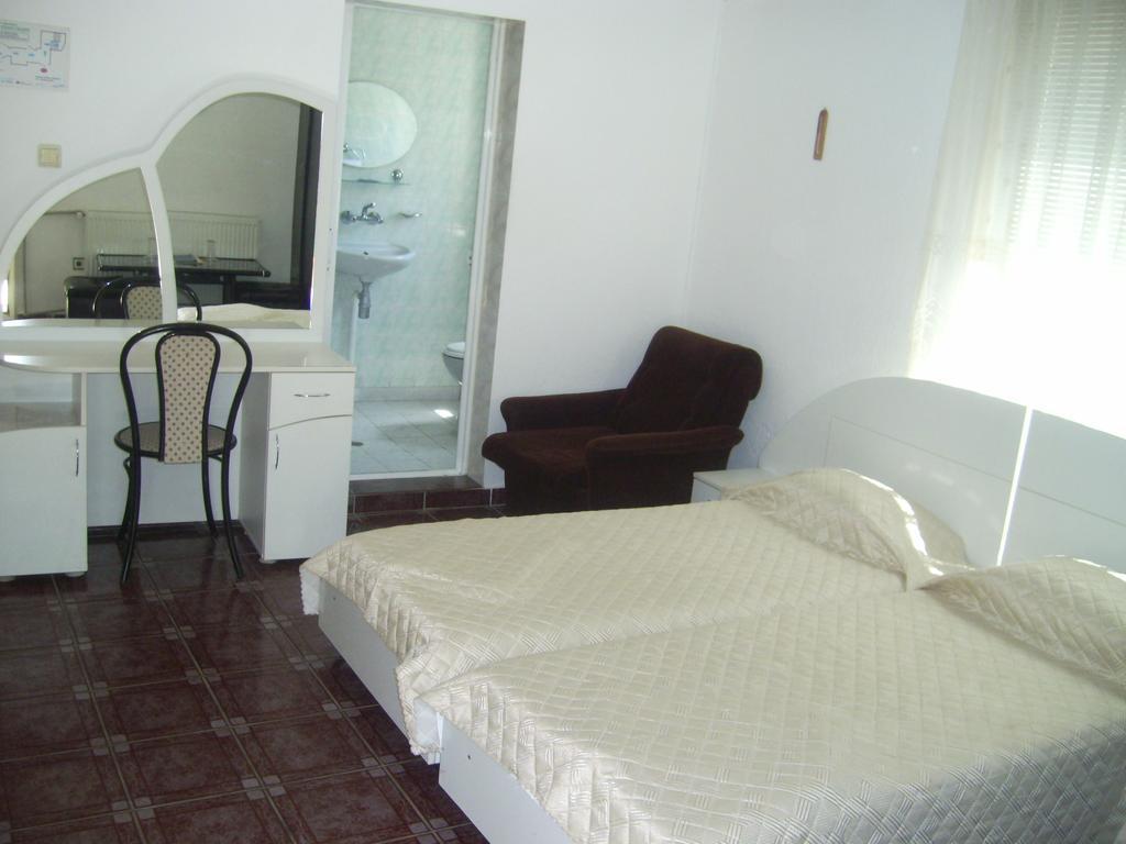 Family Hotel George Svilengrad Extérieur photo